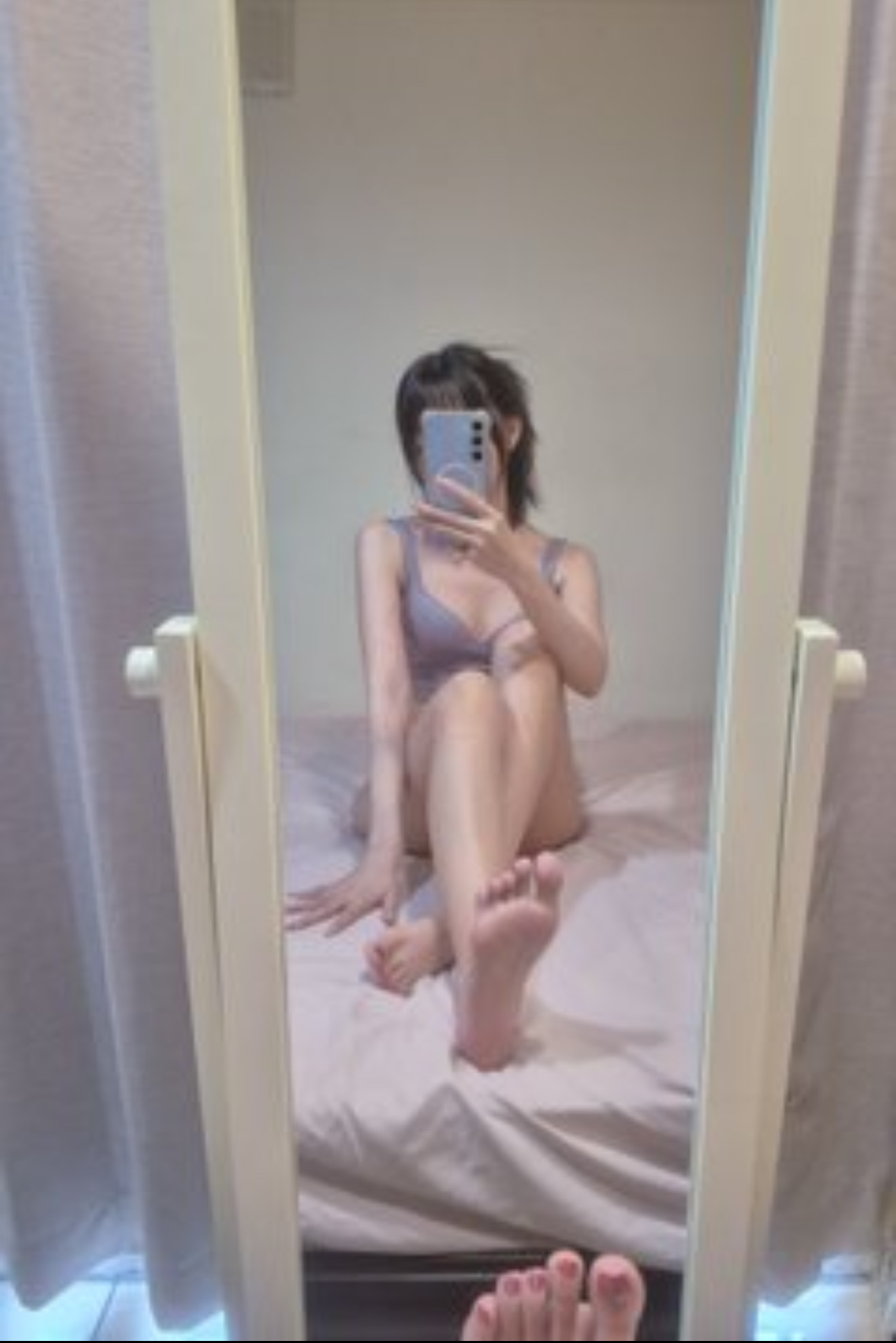 adltopgirl-2.jpg